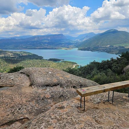 Hotel Alegret Tremp Exteriér fotografie