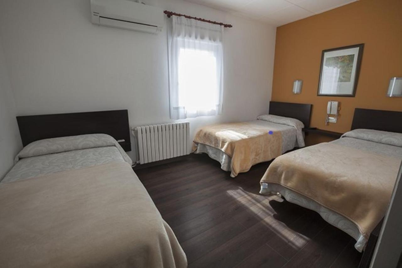 Hotel Alegret Tremp Exteriér fotografie